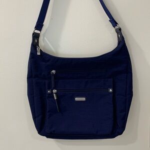 Baggallini large crossbody purse